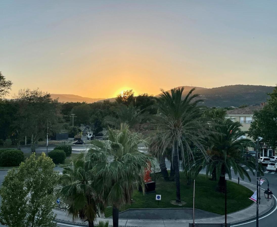 Alamic Appartement Grimaud Buitenkant foto